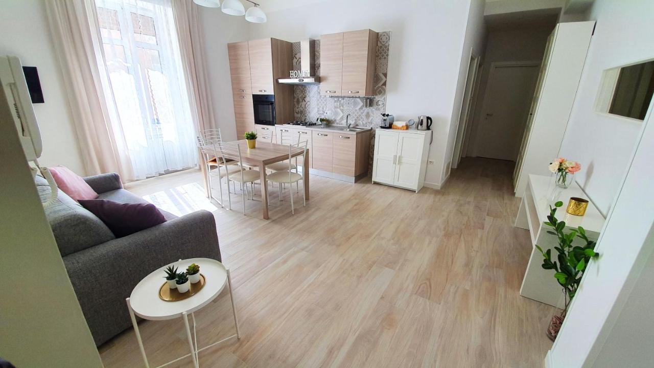Plinio Home Castellammare di Stabia Εξωτερικό φωτογραφία